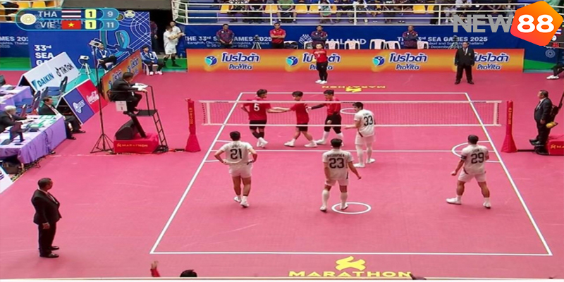 Nhà thi đấu Nakhon Pathom lặng người sau cú sốc