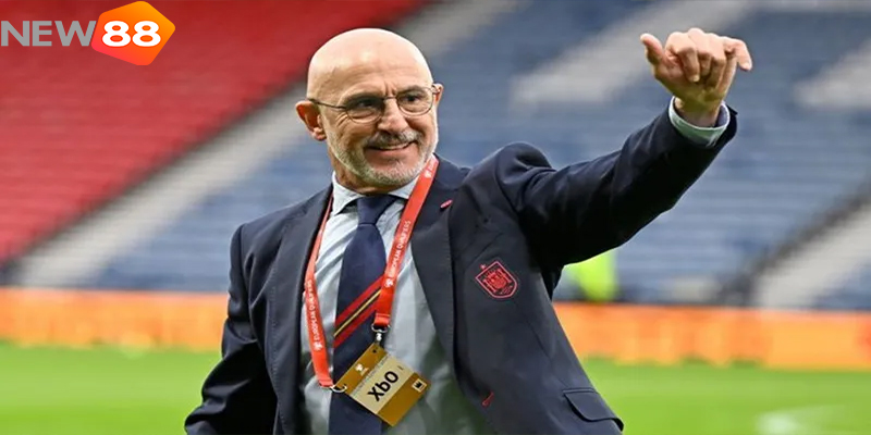 HLV Luis de la Fuente và cuộc cách mạng La Roja