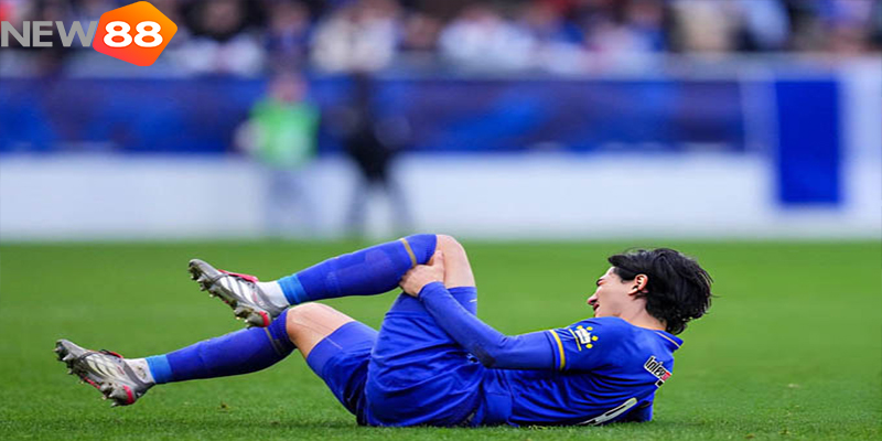 Minamino chấn thương trong màu áo Monaco